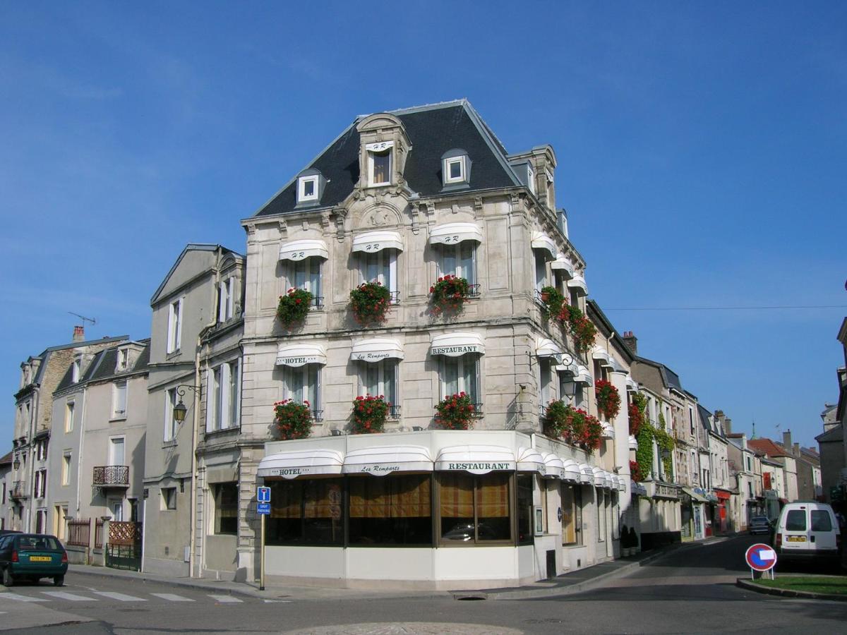 Hotel Restaurant Des Remparts شومونت المظهر الخارجي الصورة